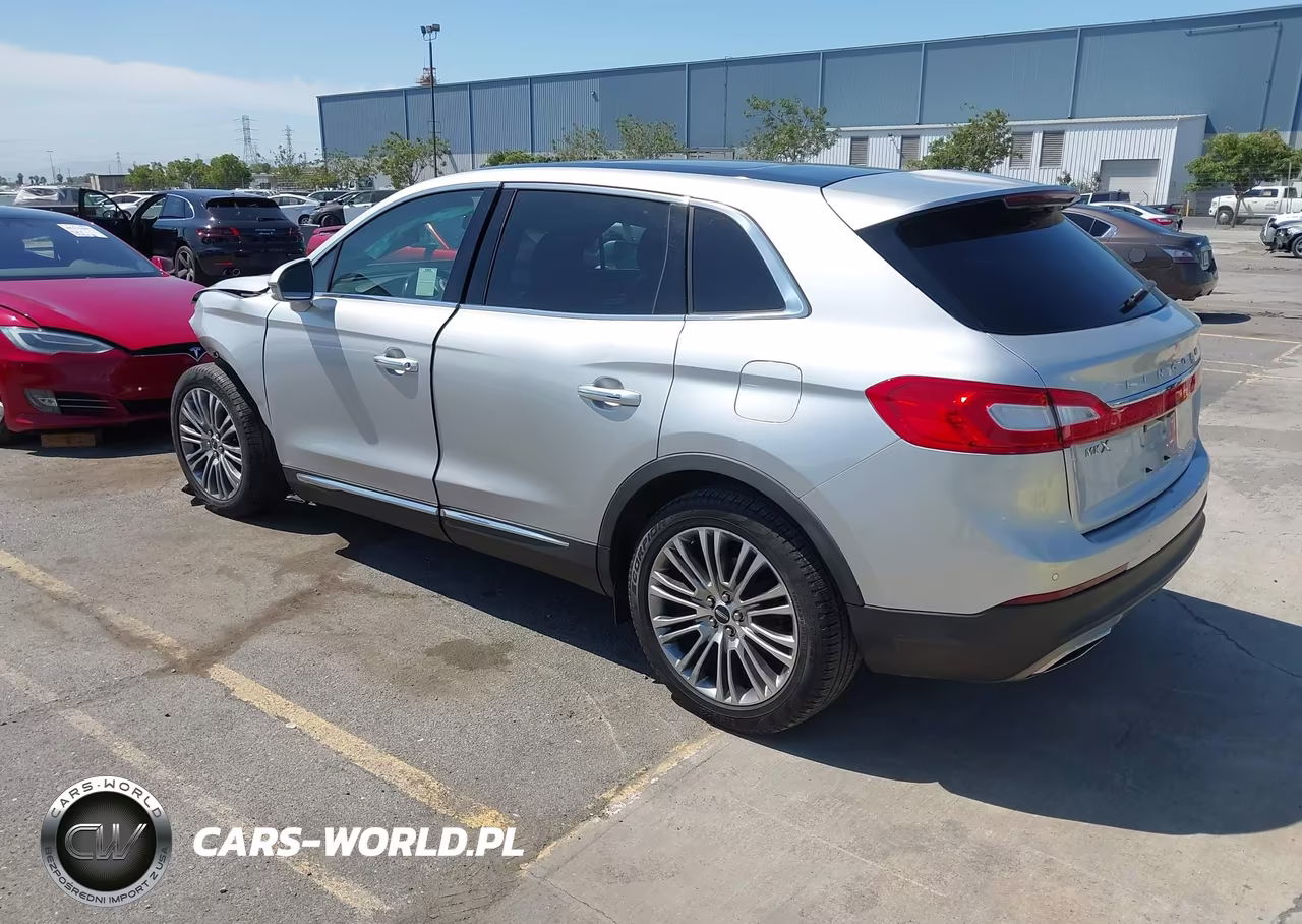 2018 Lincoln Mkx Reserve VIN:2LMPJ6LR4JBL12637 - 3