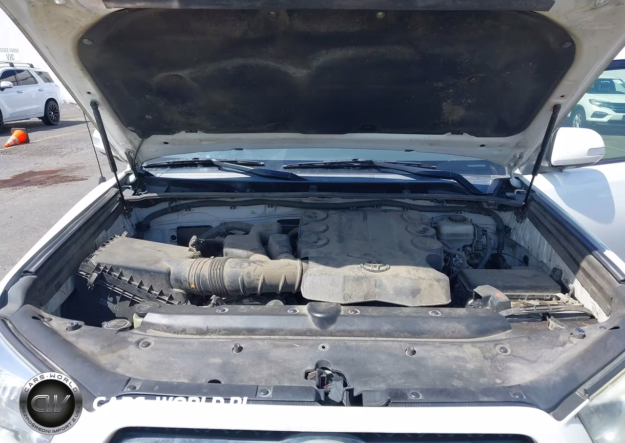 2010 Toyota 4Runner Limited V6 VIN:JTEBU5JR2A5000198 - 10