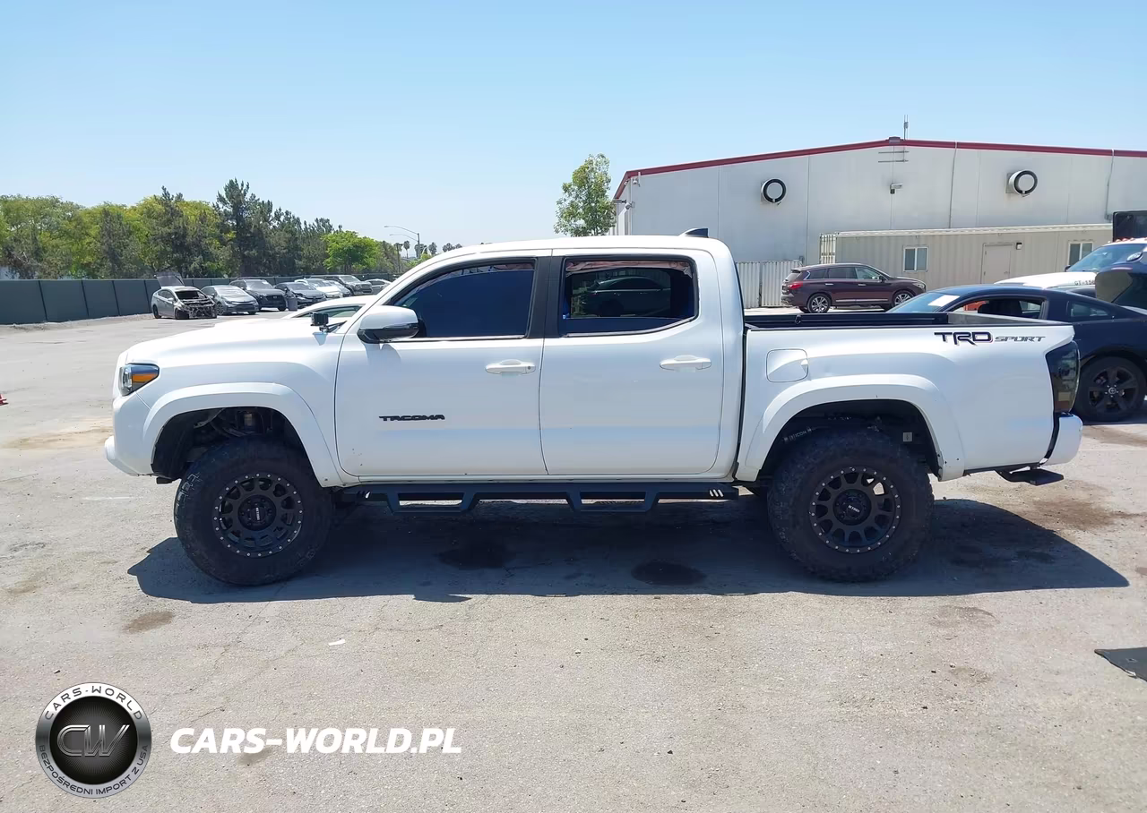 2021 Toyota Tacoma Trd Sport VIN:3TMAZ5CN7MM141147 - 13