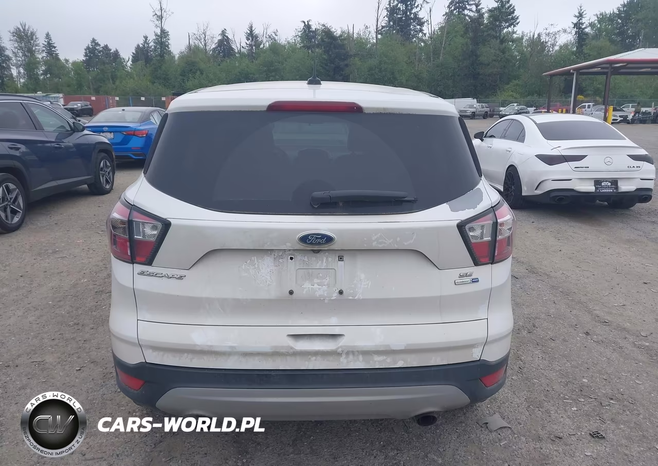 2017 Ford Escape Se VIN:1FMCU9GD4HUD66686 - 16