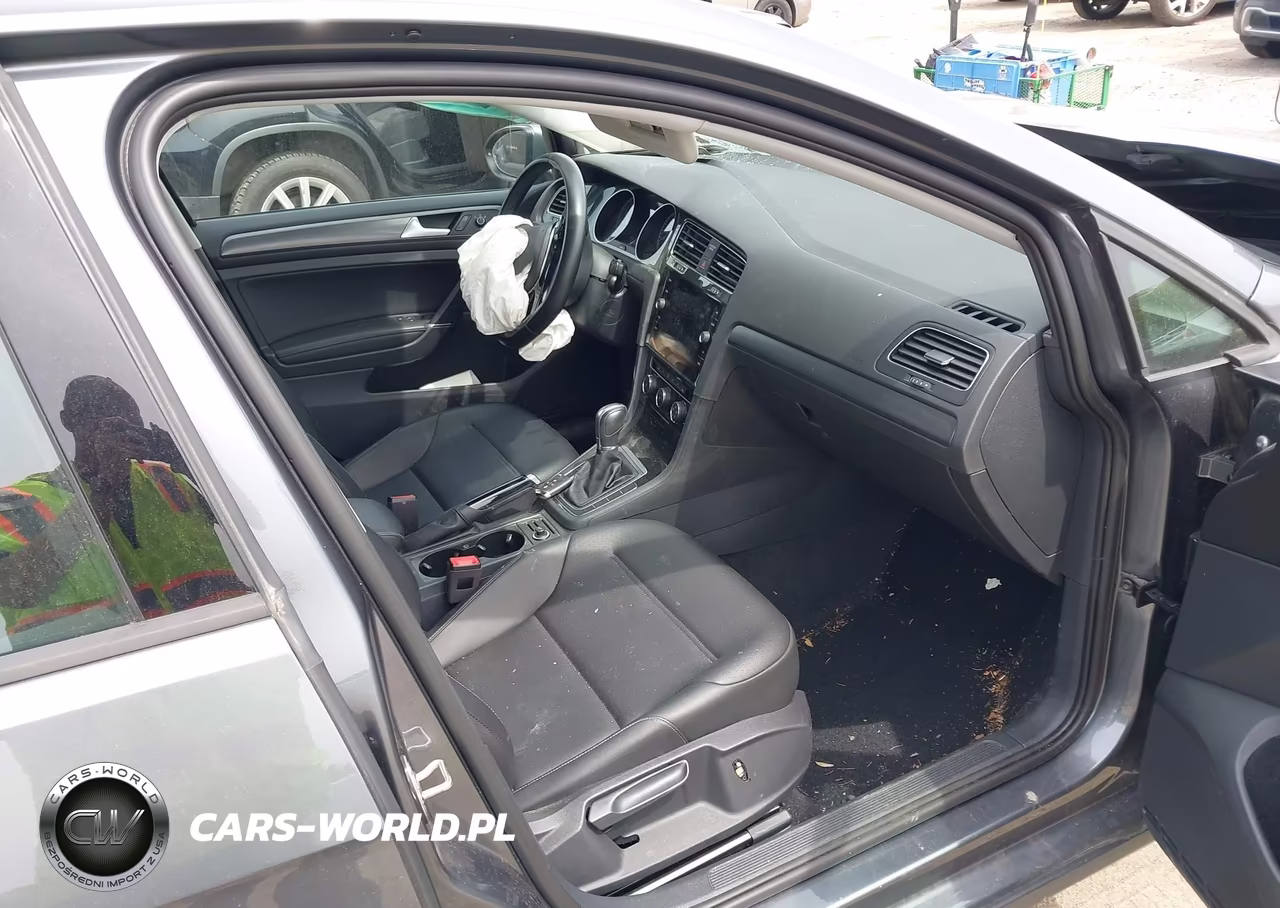 2018 Volkswagen Golf Tsi S-Tsi Se VIN:3VWG17AU8JM272135 - 5
