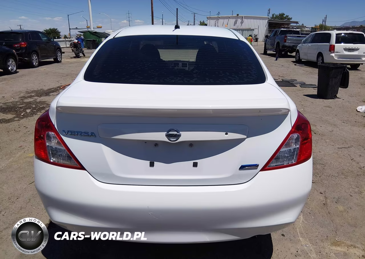 2014 Nissan Versa 1.6 S VIN:3N1CN7AP7EL875513 - 17