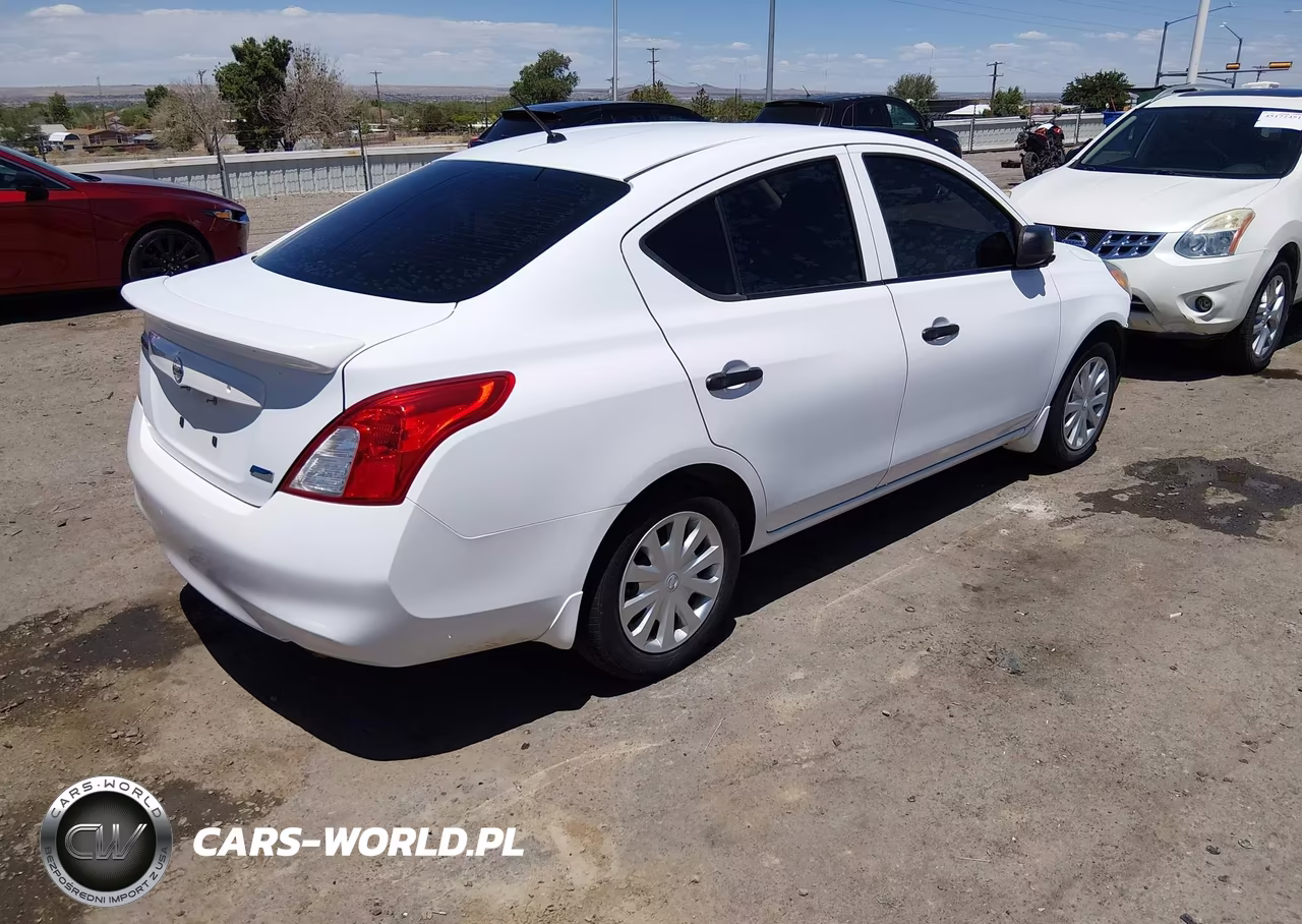 2014 Nissan Versa 1.6 S VIN:3N1CN7AP7EL875513 - 4