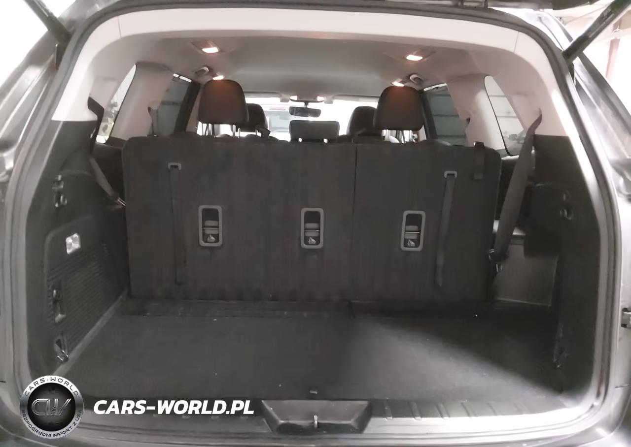 2019 Subaru Ascent Limited VIN:4S4WMAMD3K3481991 - 17