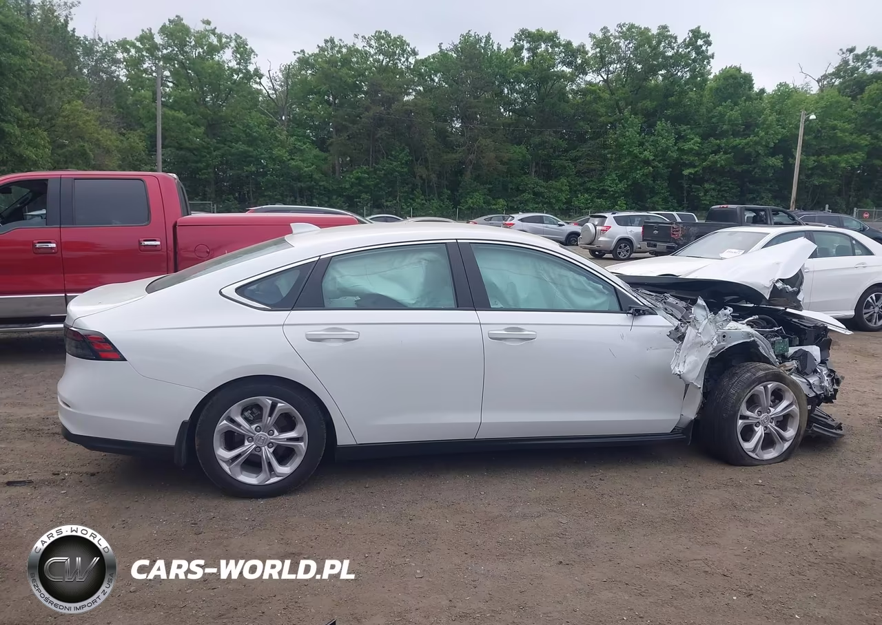 2025 Honda Accord Lx VIN:1HGCY1F25SA005214 - 14