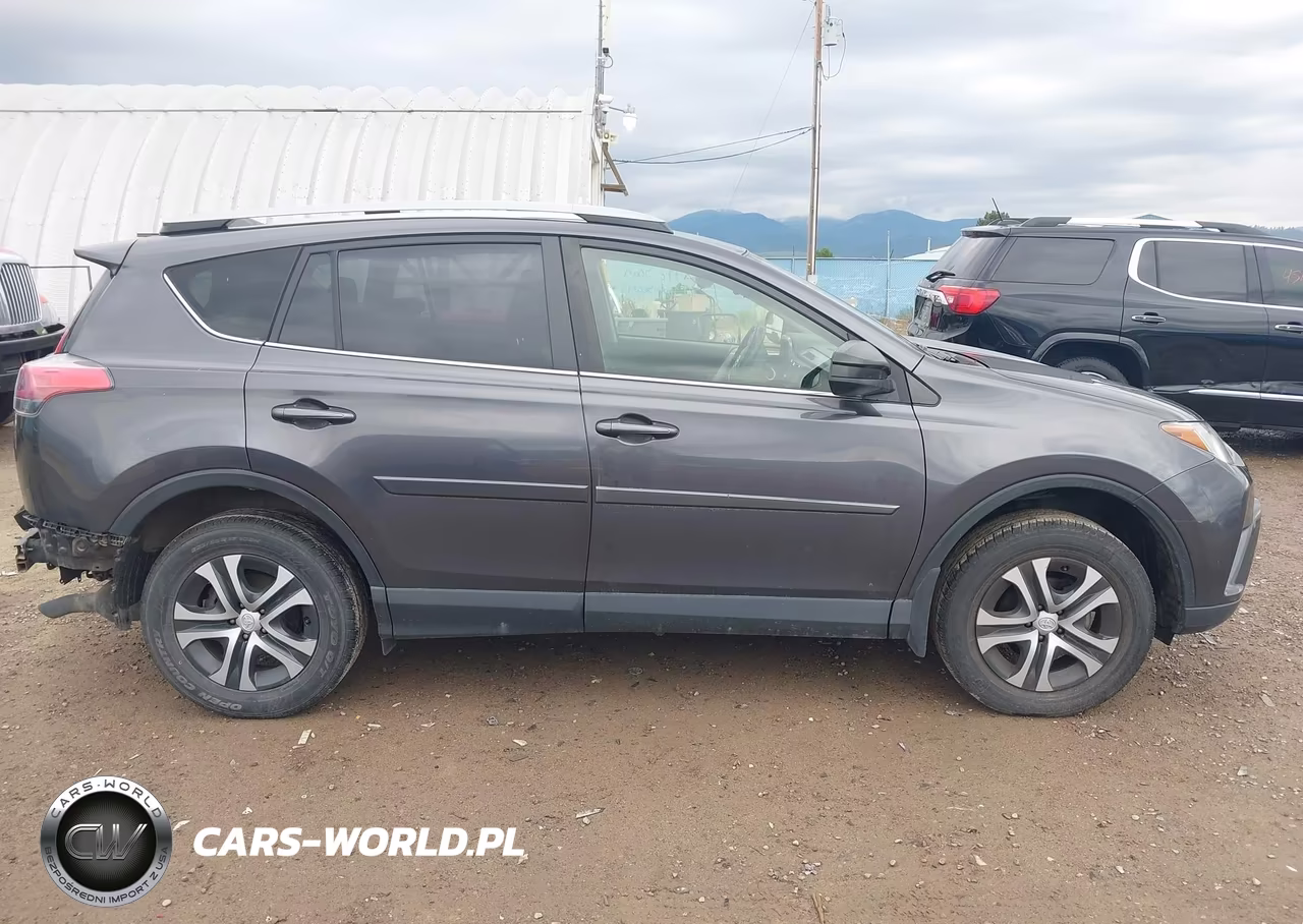 2018 Toyota Rav4 Le VIN:JTMZFREV7JJ744026 - 14