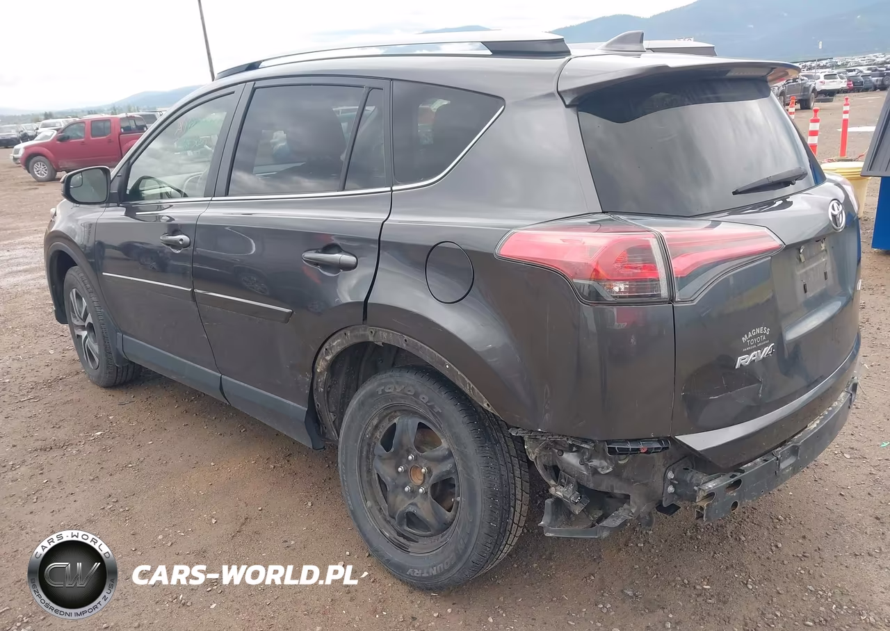 2018 Toyota Rav4 Le VIN:JTMZFREV7JJ744026 - 3