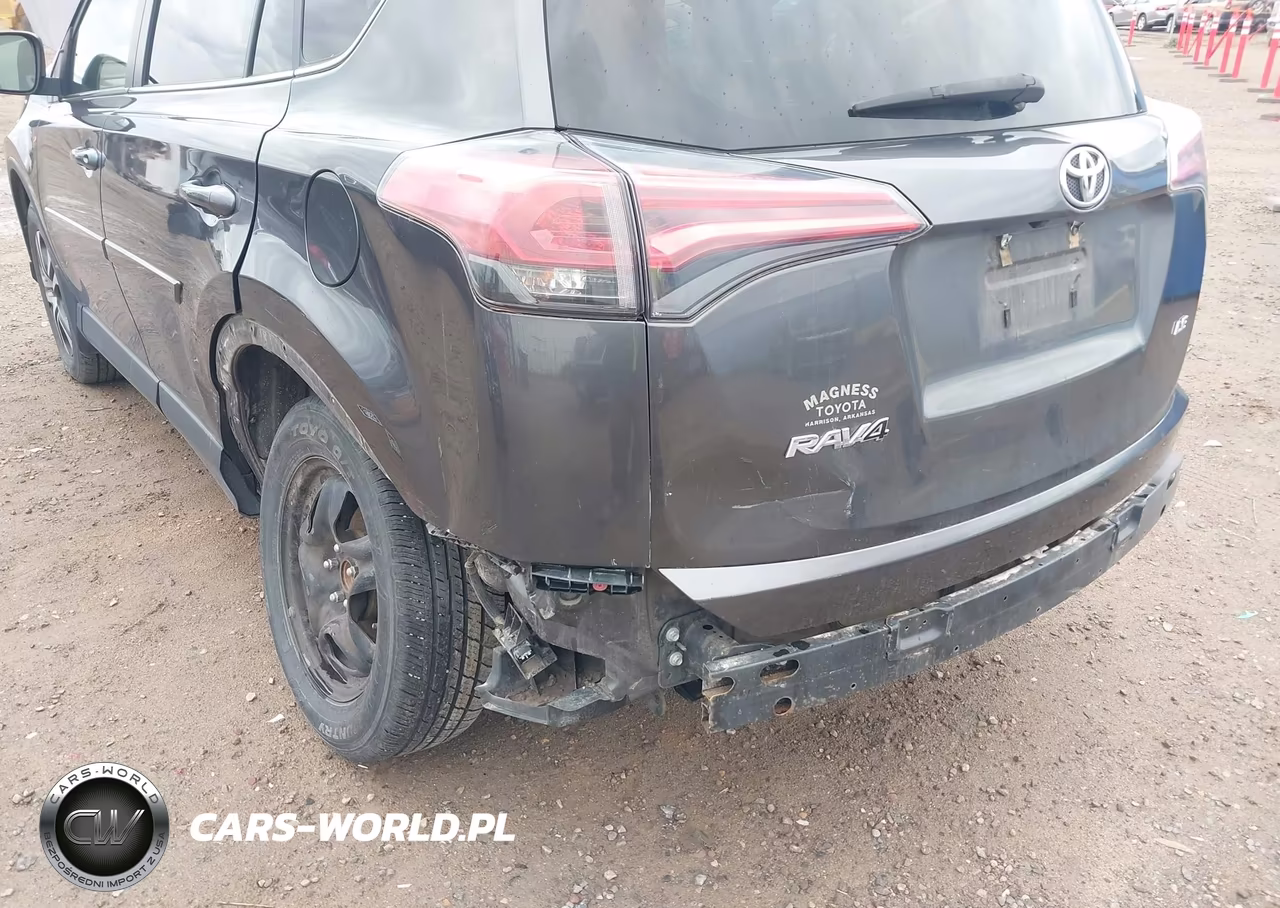 2018 Toyota Rav4 Le VIN:JTMZFREV7JJ744026 - 6