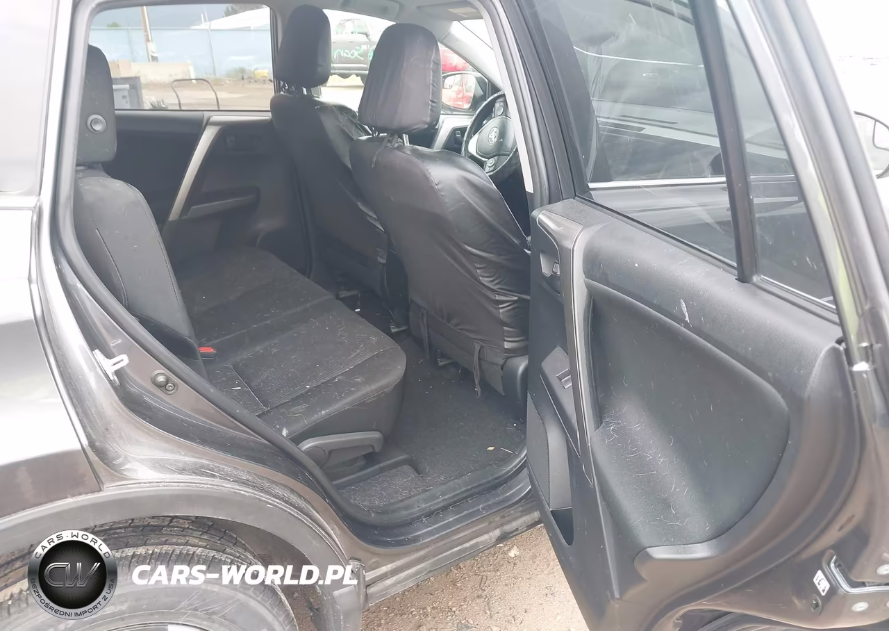 2018 Toyota Rav4 Le VIN:JTMZFREV7JJ744026 - 8
