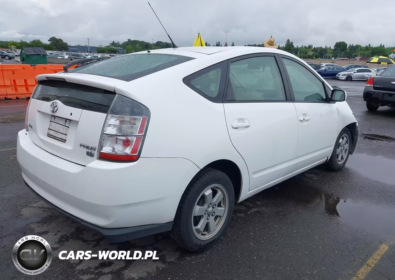 2004 Toyota Prius VIN:JTDKB20U740003467 - 4