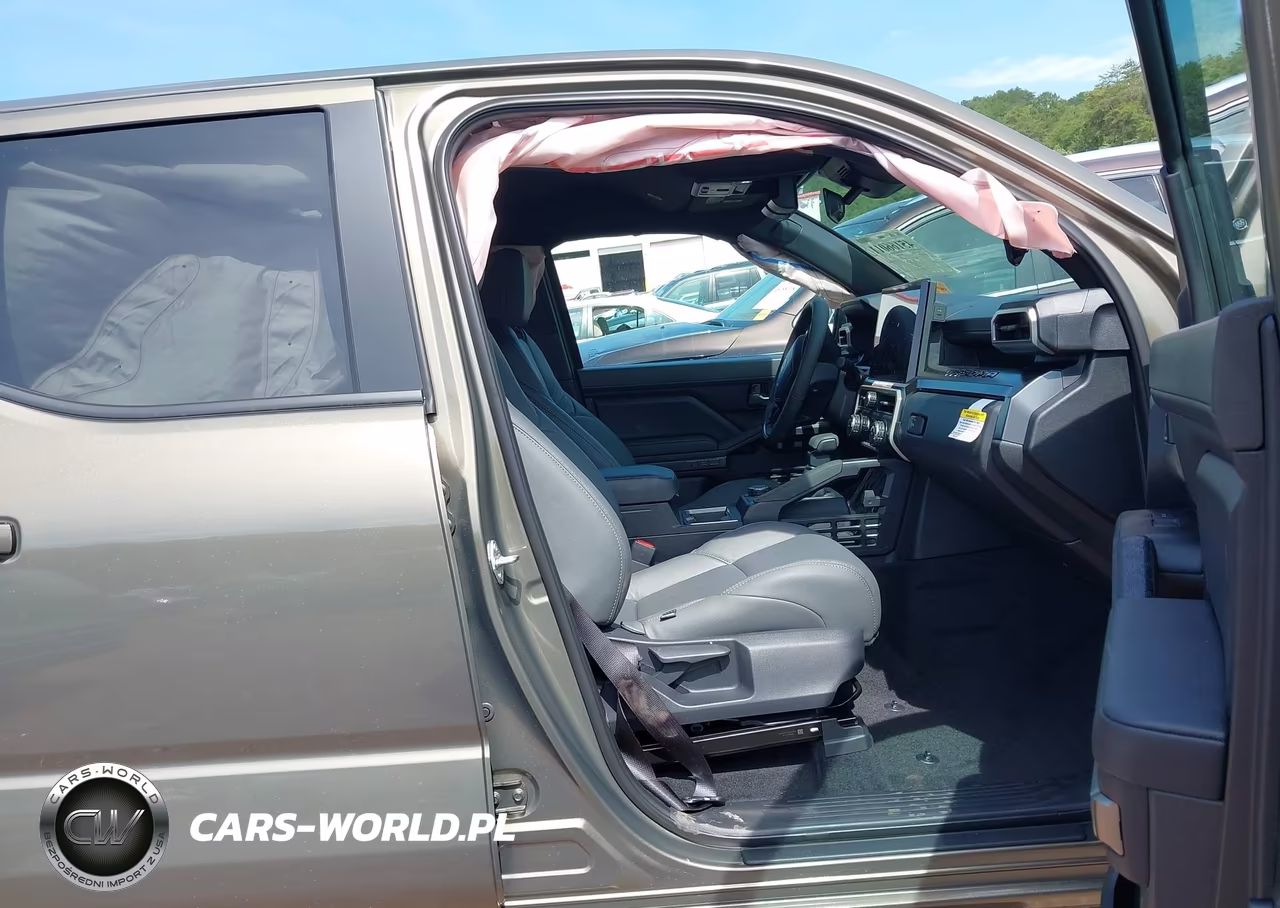2026 Toyota Tacoma Trd Sport VIN:3TMKB5FN6TM068033 - 5