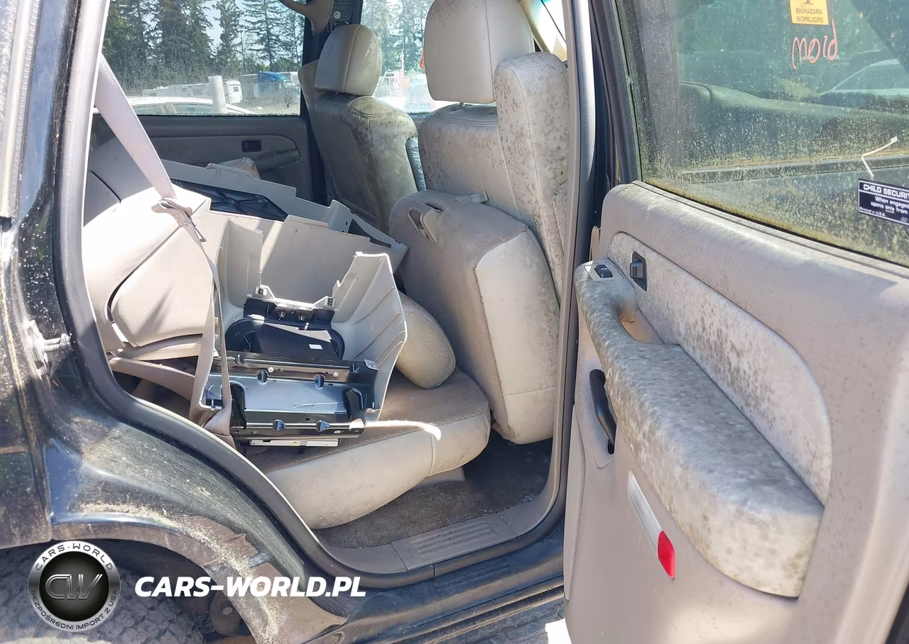 2002 Chevrolet Tahoe Lt VIN:1GNEK13ZX2J192659 - 8