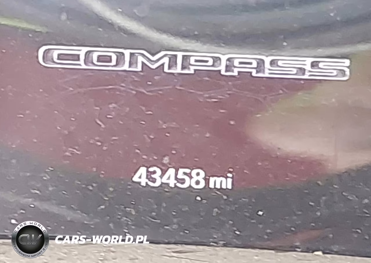 2025 Jeep Compass Latitude 4X4 VIN:3C4NJDBN1ST527389 - 15