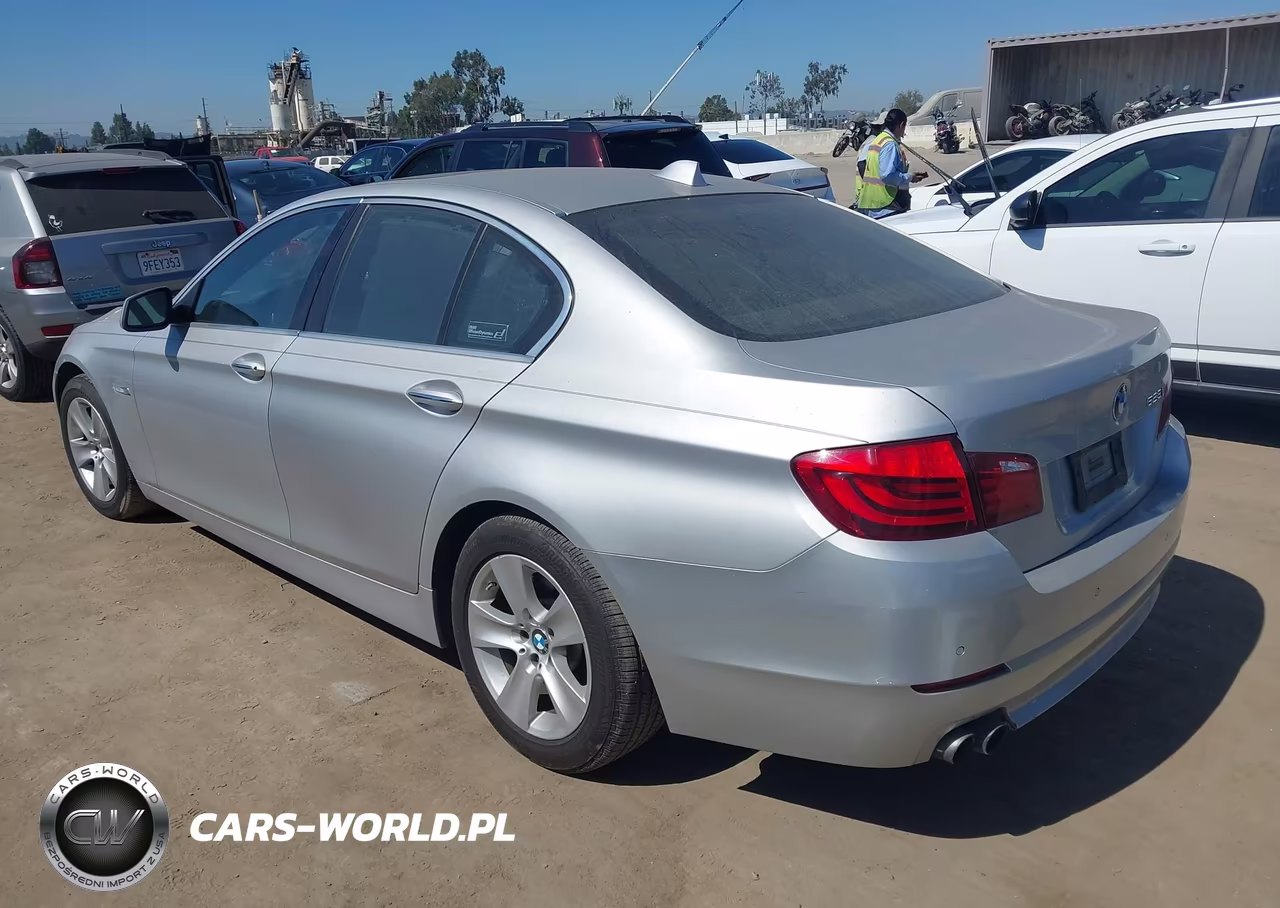 2011 BMW 528I VIN:WBAFR1C59BC742876 - 3