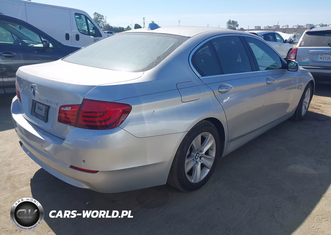 2011 BMW 528I VIN:WBAFR1C59BC742876 - 4