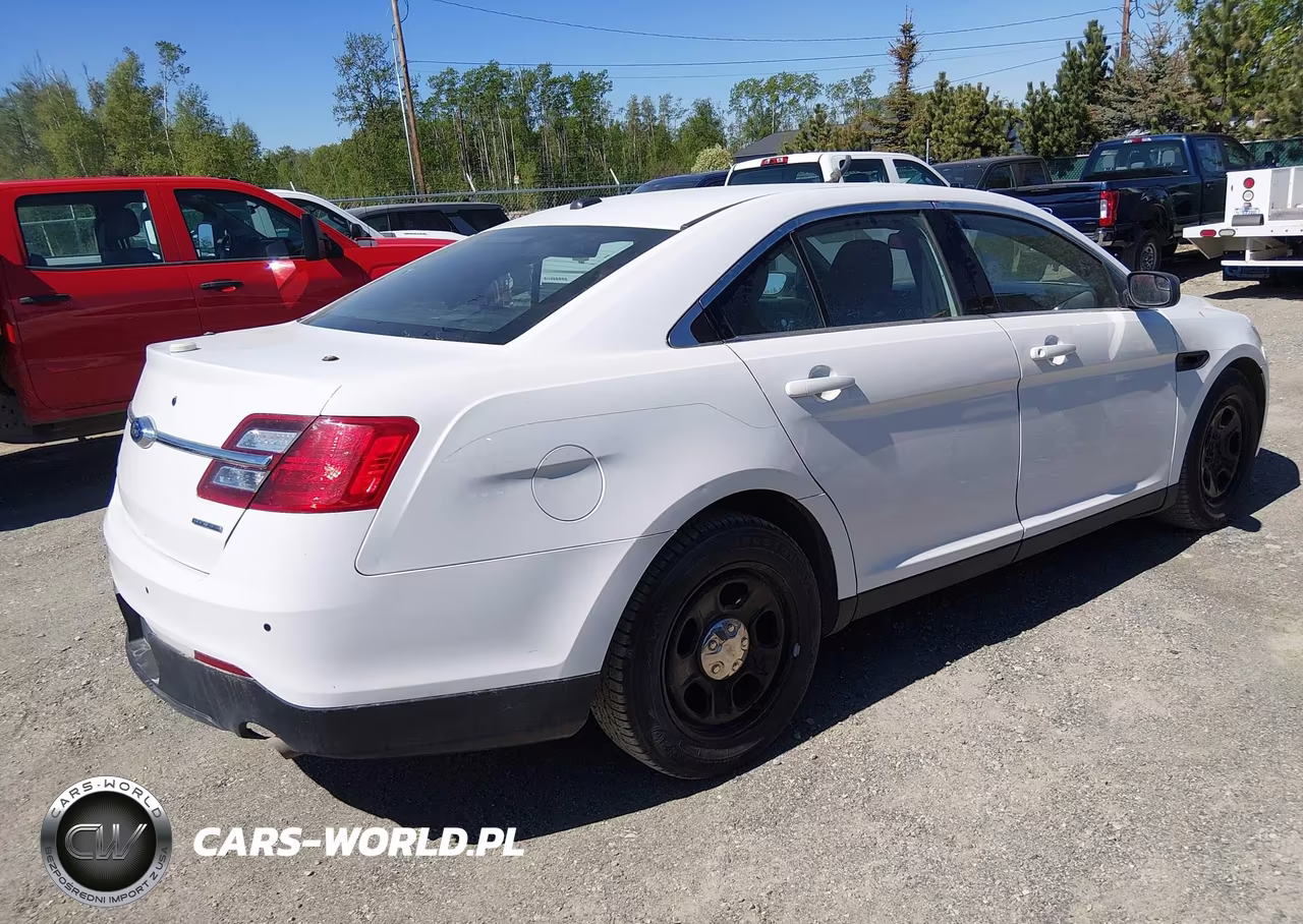 2018 Ford Police Interceptor VIN:1FAHP2L82JG141601 - 4
