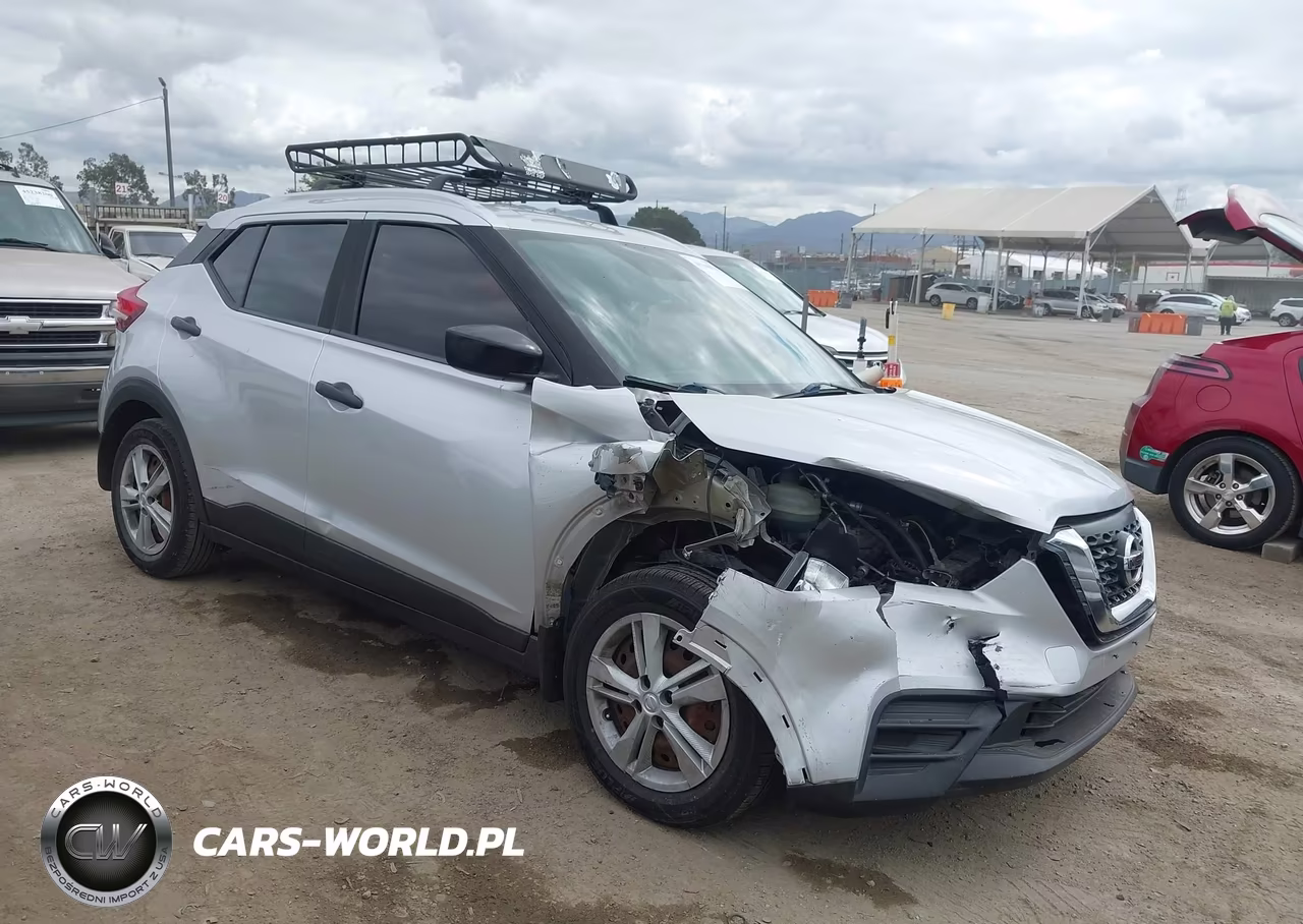 2018 Nissan Kicks S