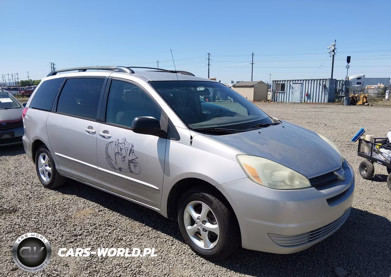 2004 Toyota Sienna Le