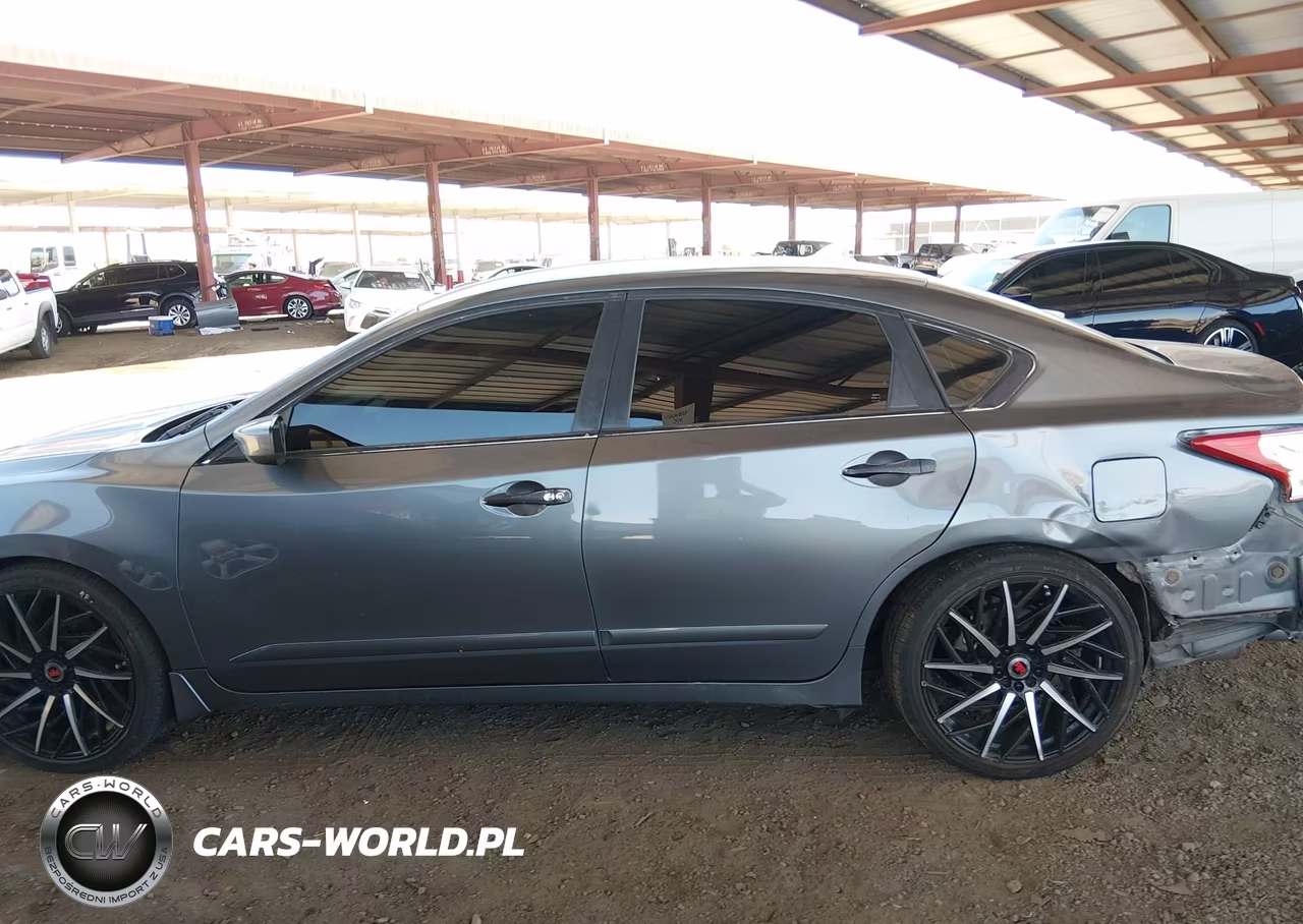 2017 Nissan Altima 2.5 S VIN:1N4AL3AP5HN334134 - 15