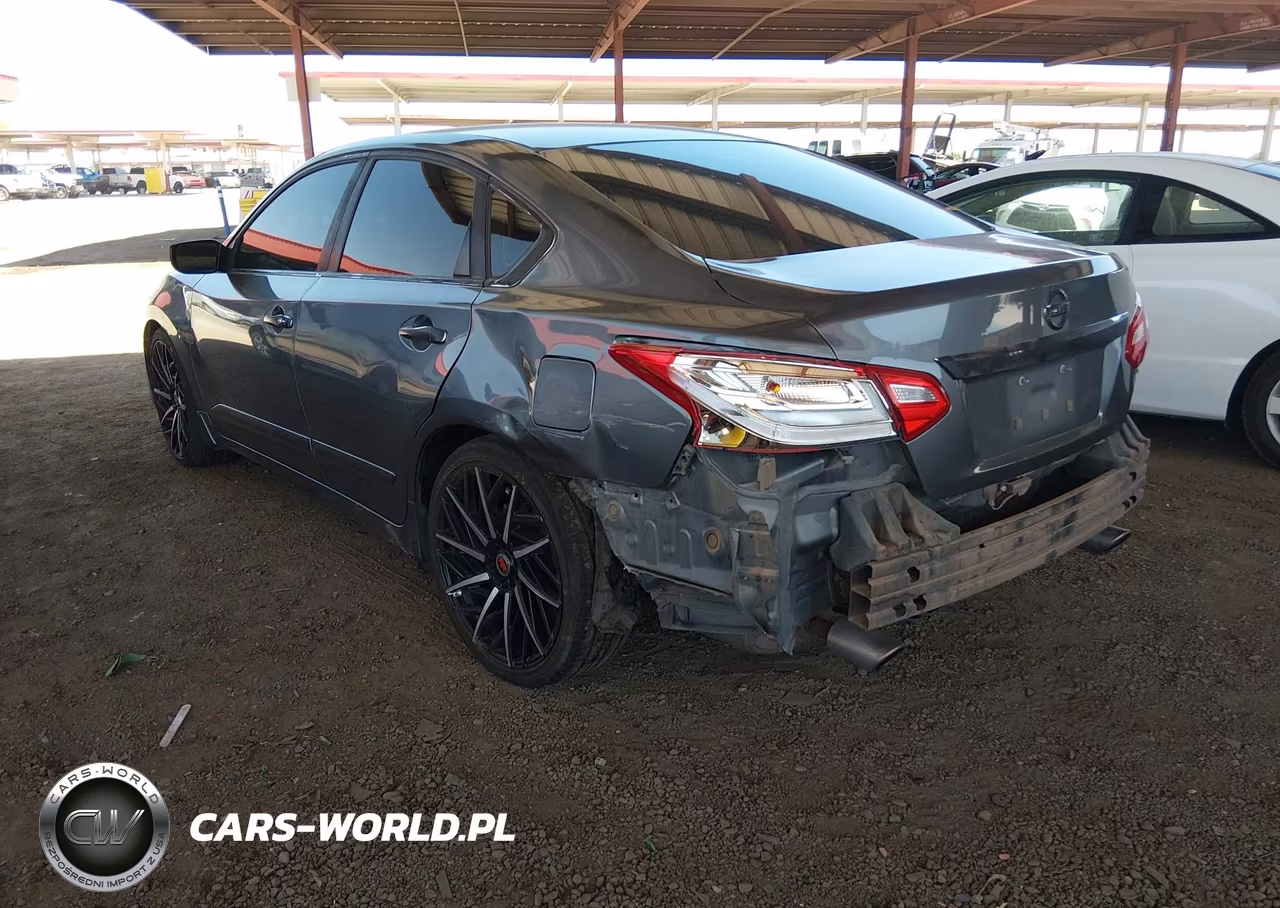 2017 Nissan Altima 2.5 S VIN:1N4AL3AP5HN334134 - 3