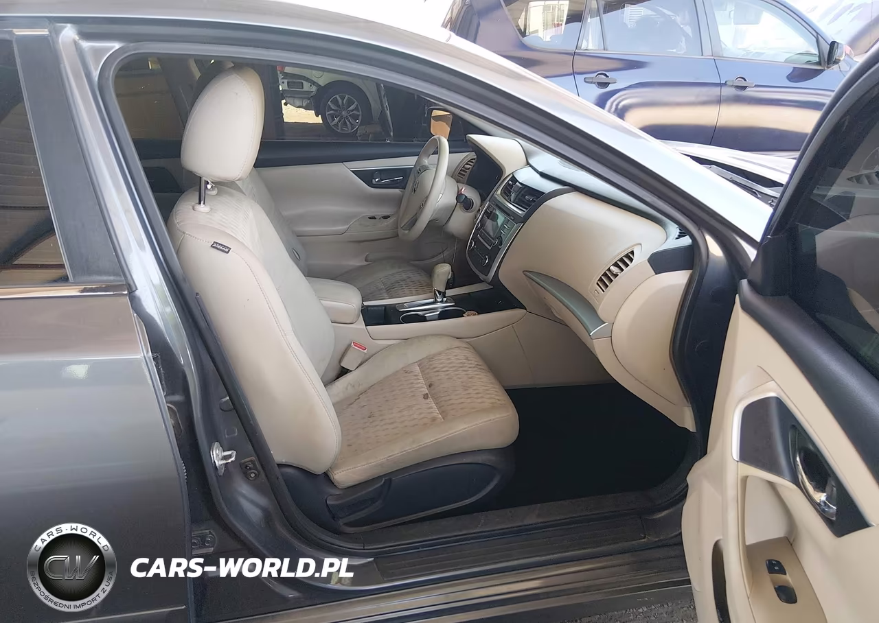 2017 Nissan Altima 2.5 S VIN:1N4AL3AP5HN334134 - 5
