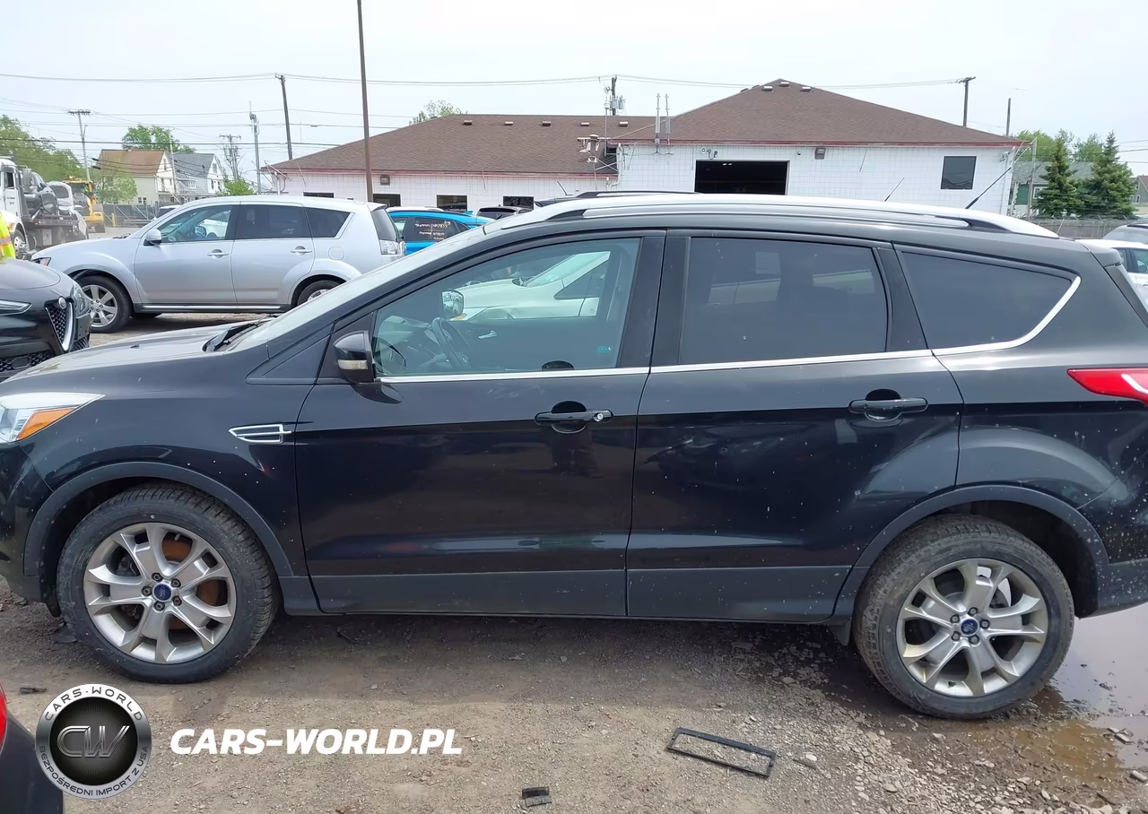 2015 Ford Escape Titanium VIN:1FMCU9J99FUA32798 - 14