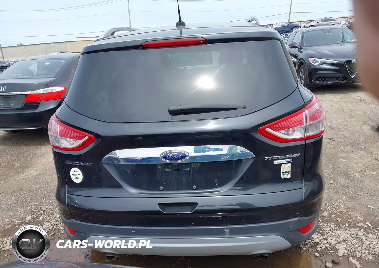 2015 Ford Escape Titanium VIN:1FMCU9J99FUA32798 - 16