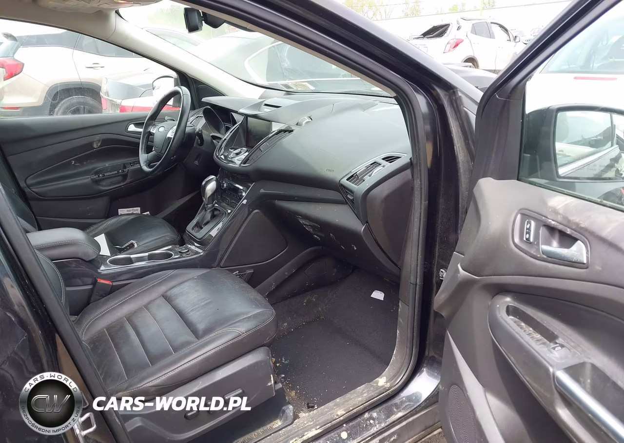 2015 Ford Escape Titanium VIN:1FMCU9J99FUA32798 - 5