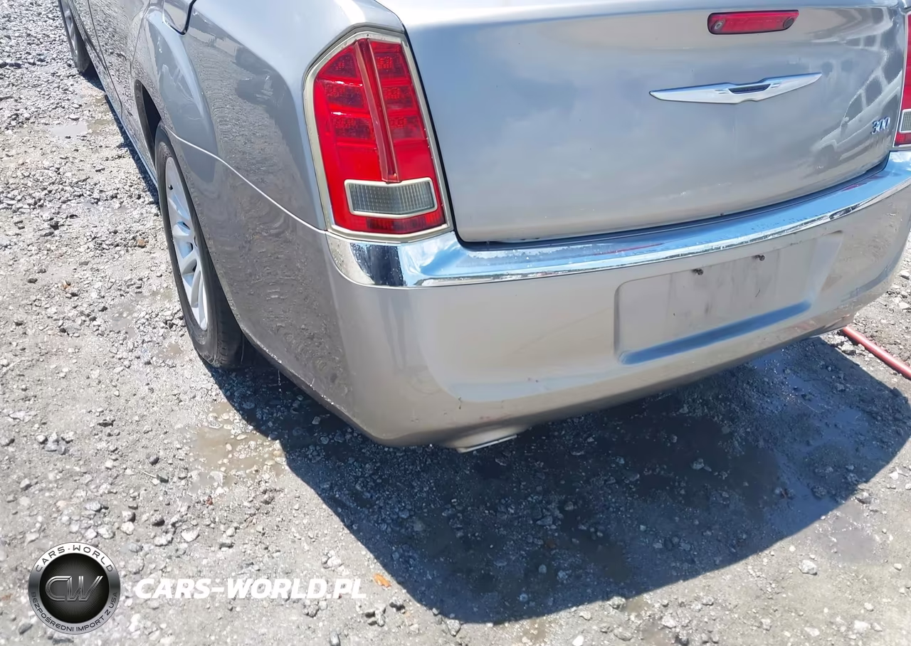 2014 Chrysler 300 VIN:2C3CCAAGXEH175451 - 6