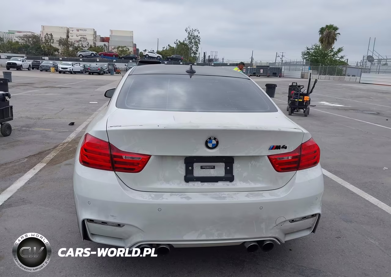 2015 BMW M4 VIN:WBS3R9C57FK334403 - 16