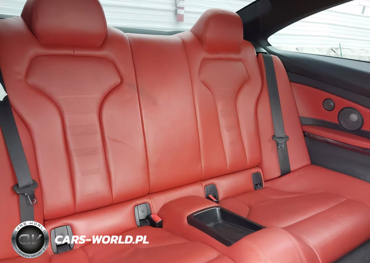 2015 BMW M4 VIN:WBS3R9C57FK334403 - 8