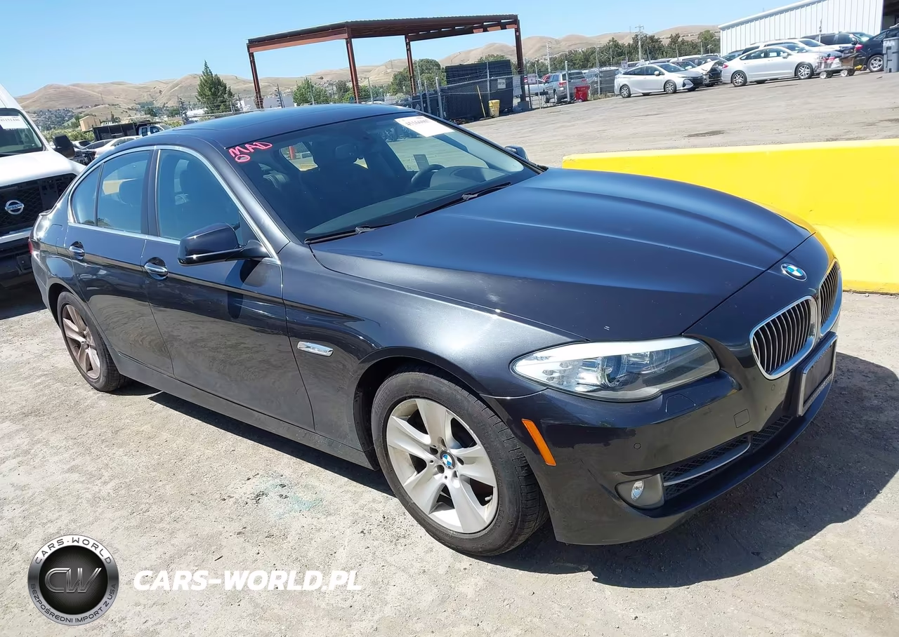 2013 BMW 528I