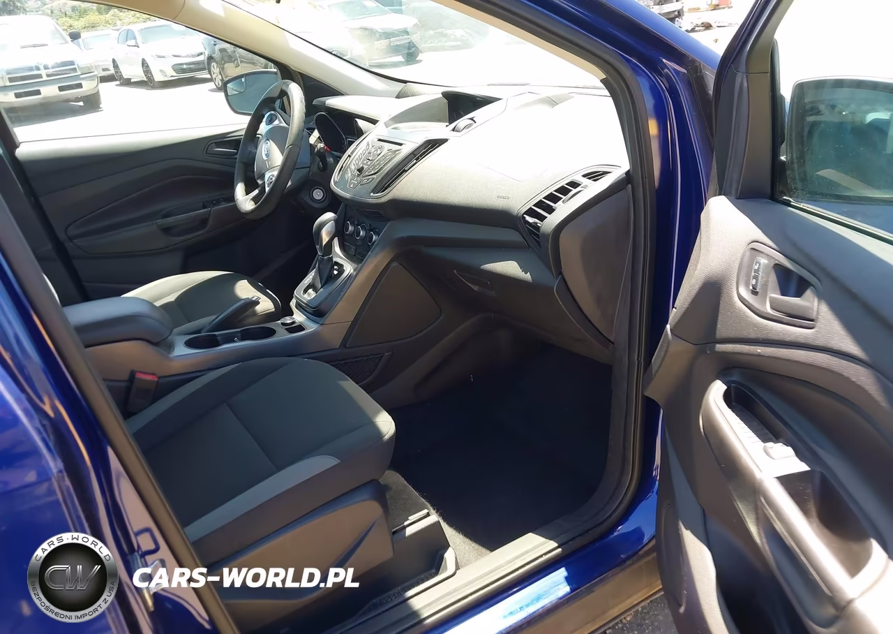 2016 Ford Escape S VIN:1FMCU0F7XGUC12439 - 5