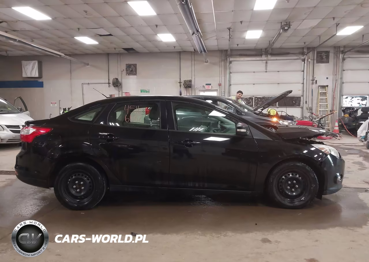 2012 Ford Focus Se VIN:1FAHP3F24CL218783 - 13