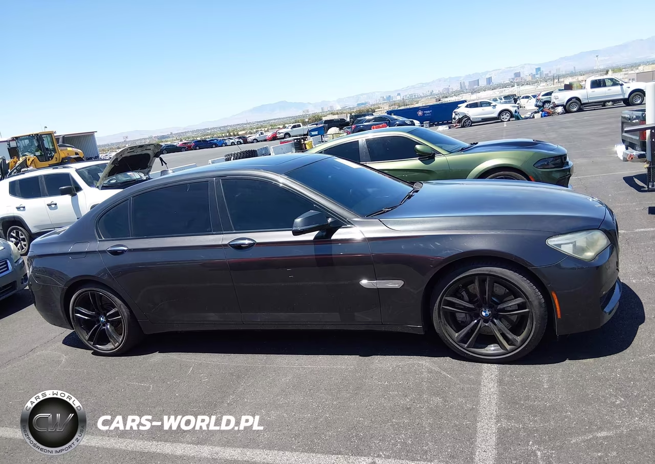 2014 BMW Alpina B7 VIN:WBAYE8C57ED135399 - 13