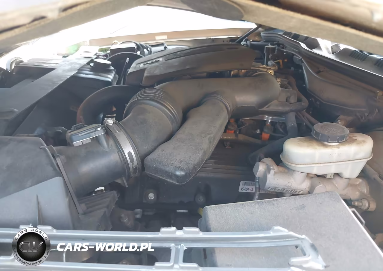 2004 Ford Crown Victoria Lx VIN:2FAFP74W44X170565 - 10