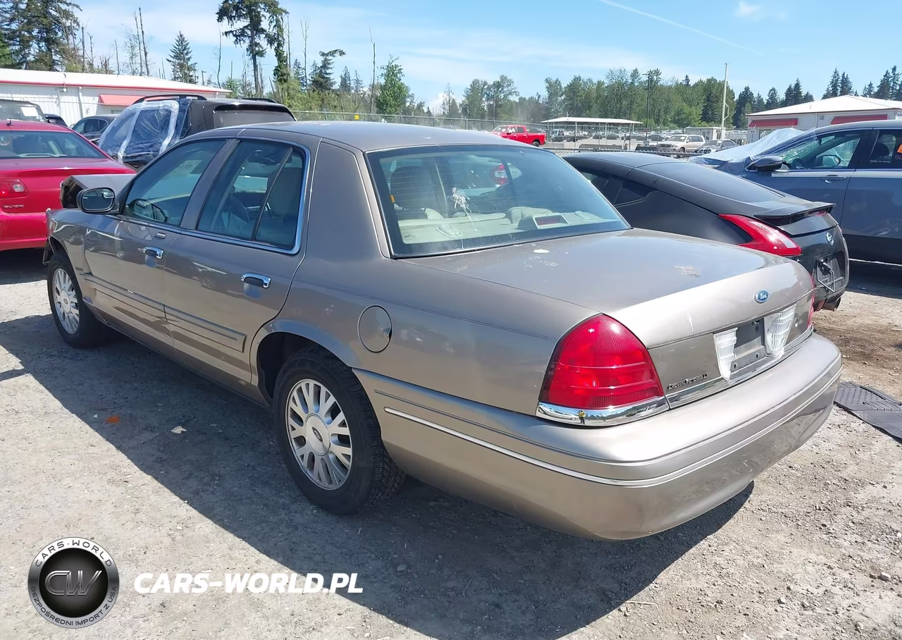 2004 Ford Crown Victoria Lx VIN:2FAFP74W44X170565 - 3