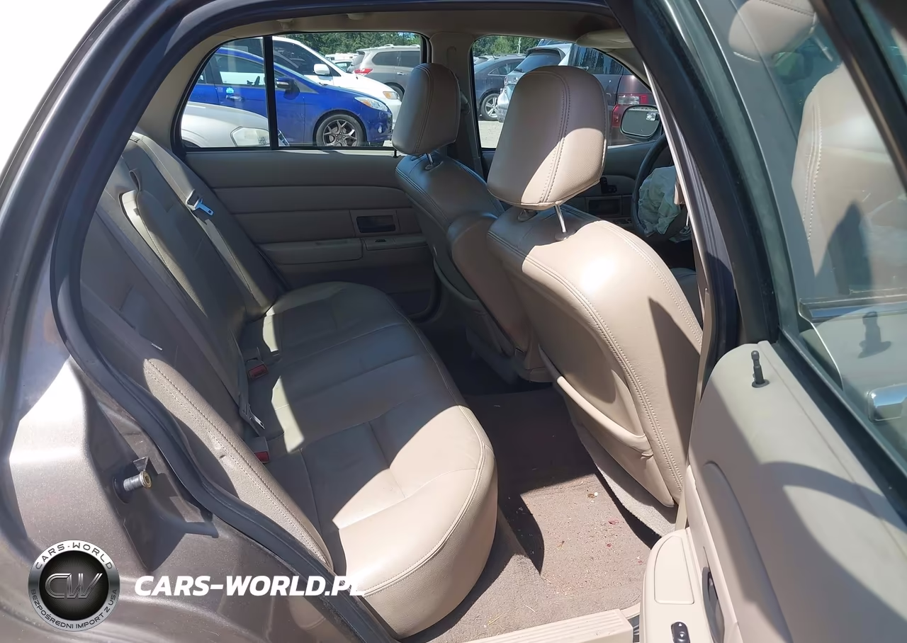 2004 Ford Crown Victoria Lx VIN:2FAFP74W44X170565 - 8