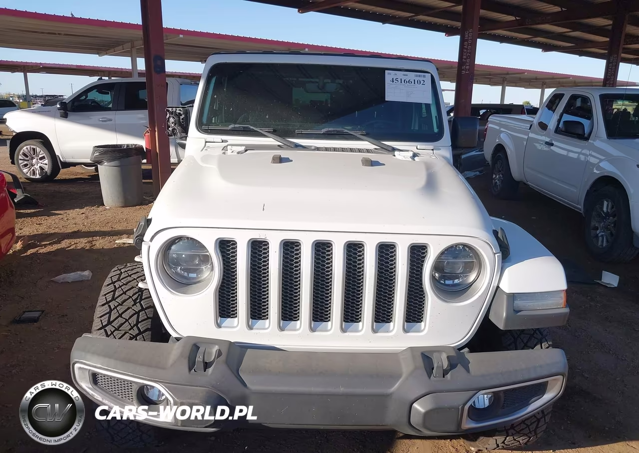 2018 Jeep Wrangler Unlimited Sahara 4X4 VIN:1C4HJXEN7JW220103 - 13