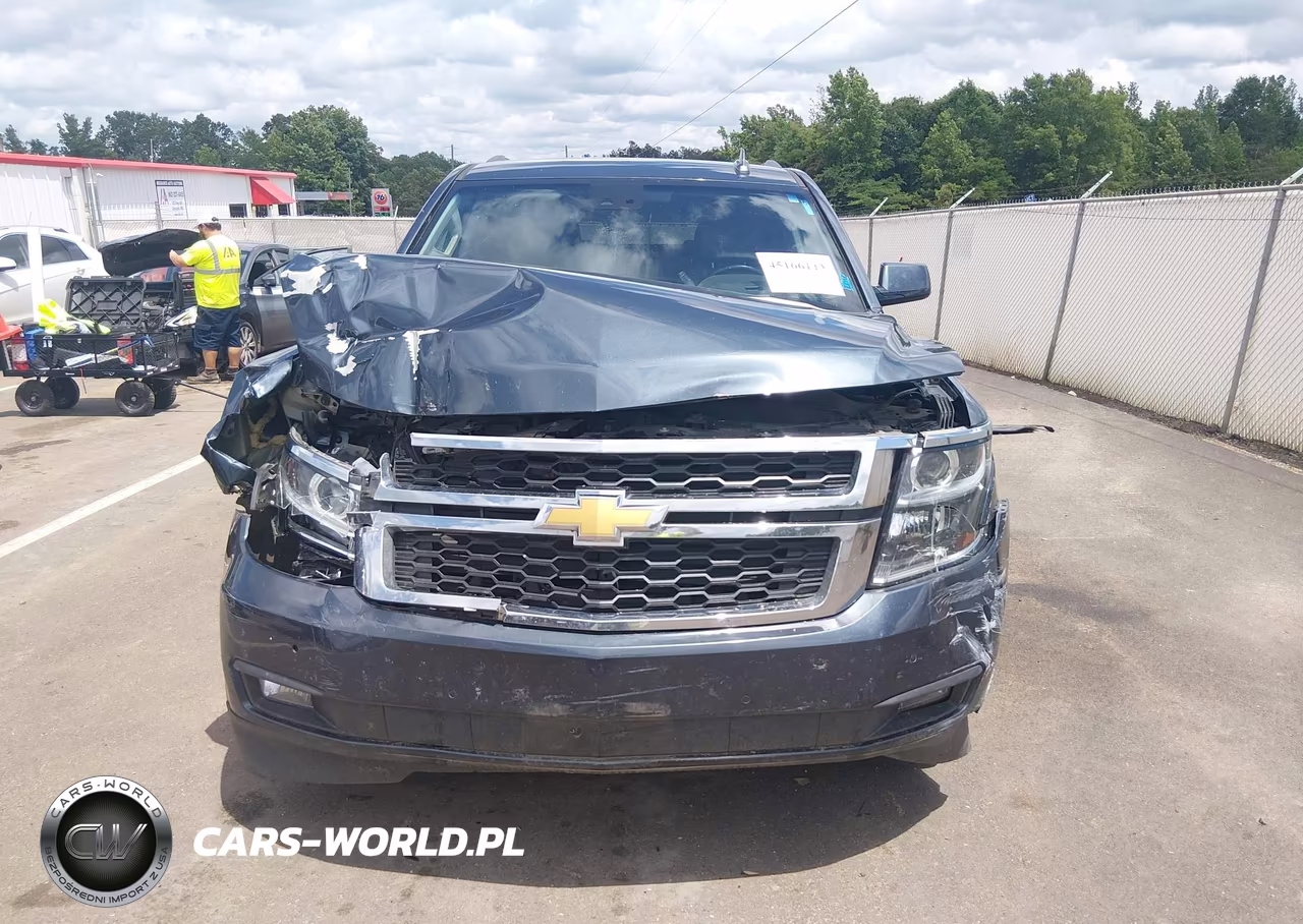 2019 Chevrolet Tahoe Lt VIN:1GNSCBKC9KR169183 - 13