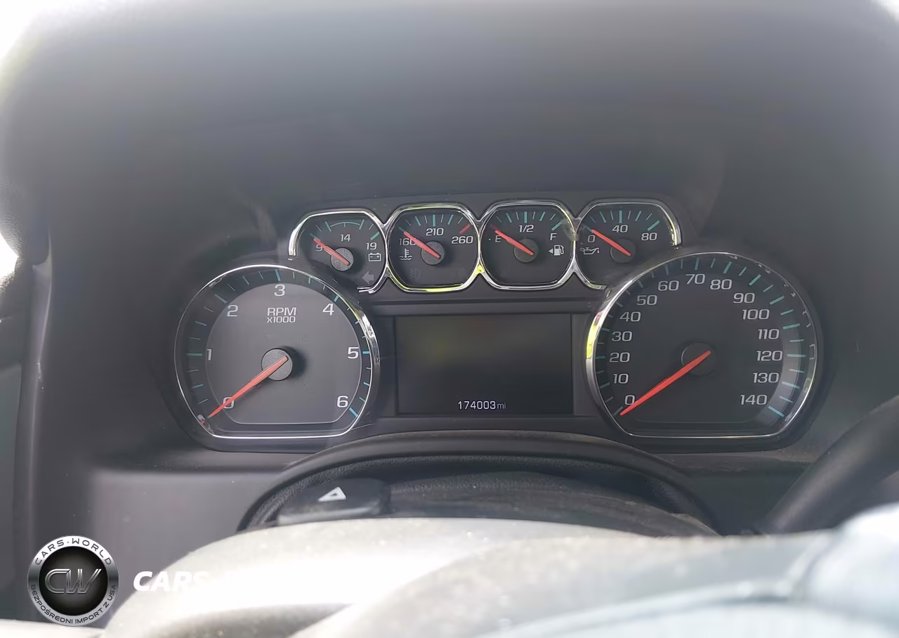 2019 Chevrolet Tahoe Lt VIN:1GNSCBKC9KR169183 - 7
