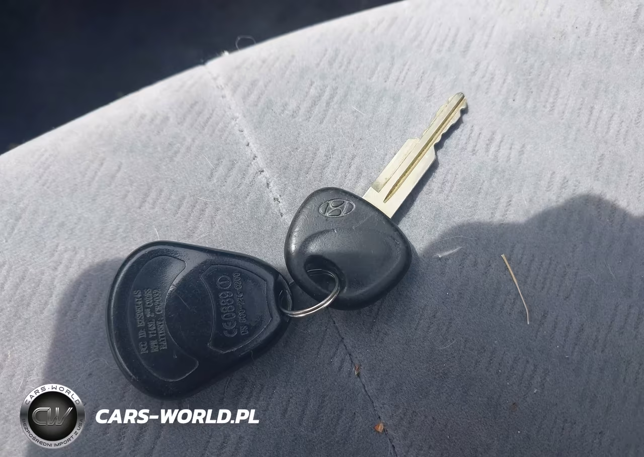 2006 Hyundai Elantra Gls-Limited VIN:KMHDN46D16U339125 - 11