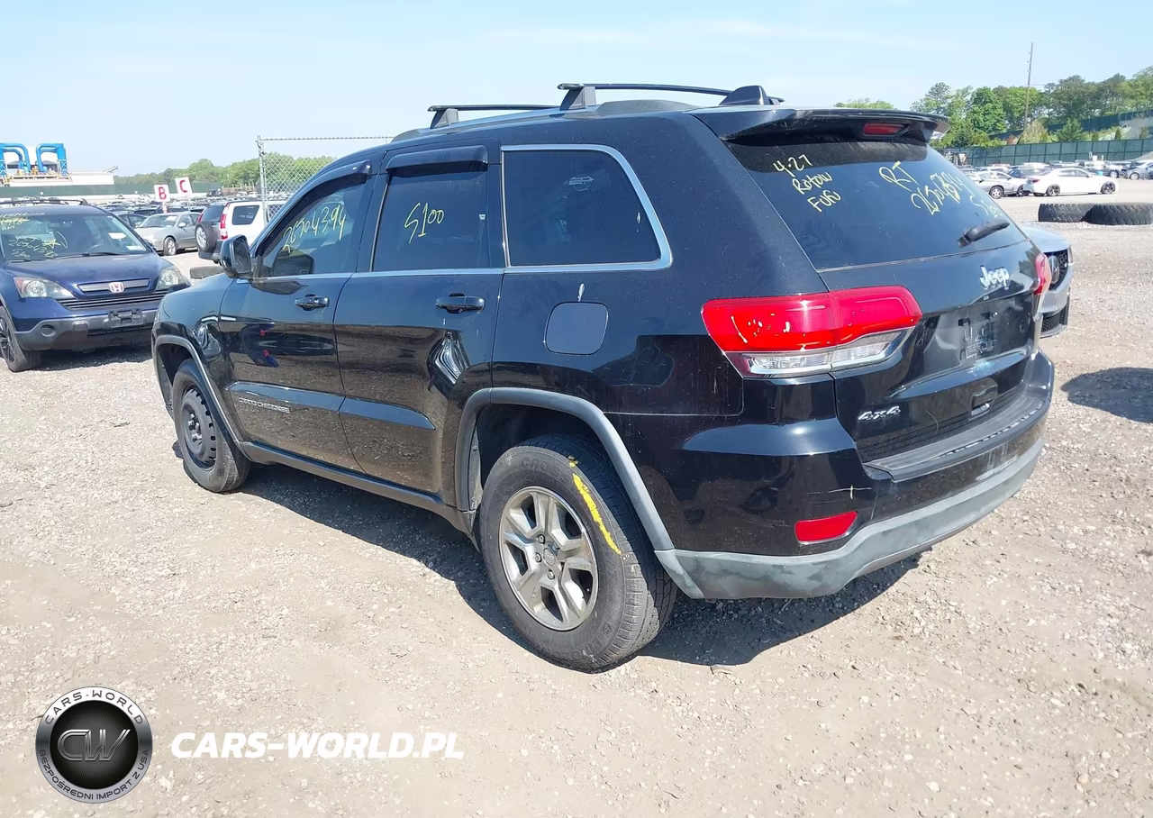 2014 Jeep Grand Cherokee Laredo VIN:1C4RJFAG4EC104743 - 3