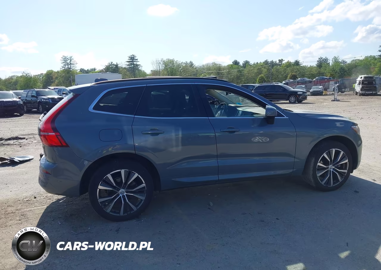 2022 Volvo Xc60 B5 Momentum VIN:YV4L12RK0N1086385 - 14