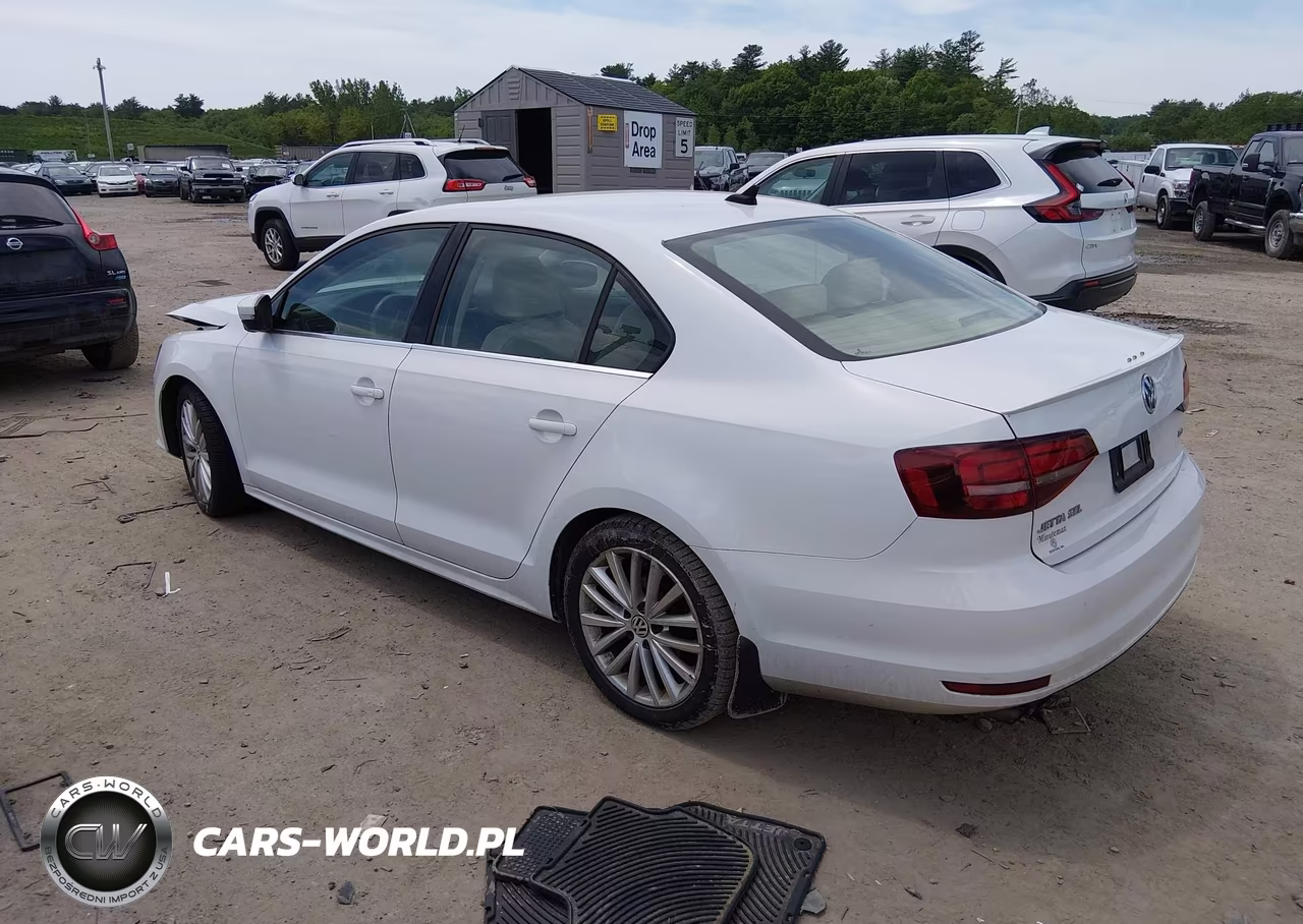 2016 Volkswagen Jetta 1.8T Sel VIN:3VWL17AJ2GM401712 - 3