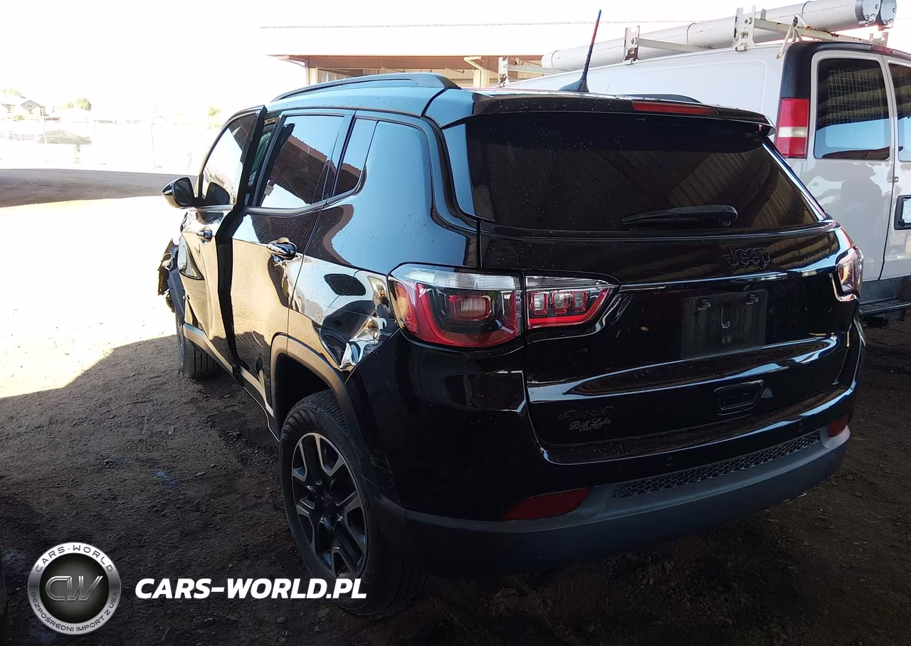 2019 Jeep Compass Upland Edition 4X4 VIN:3C4NJDAB1KT828011 - 3