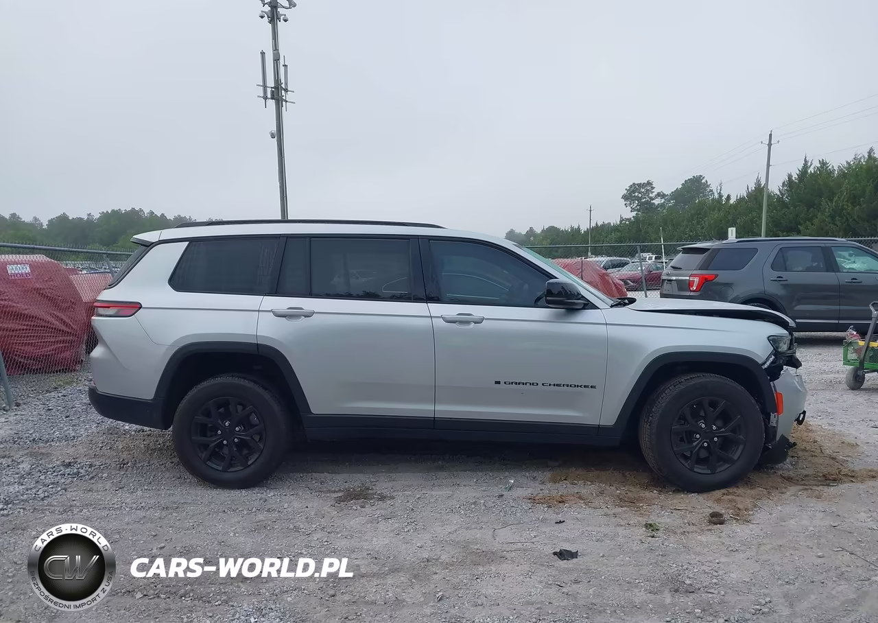 2024 Jeep Grand Cherokee L Altitude 4X2 VIN:1C4RJJAG4R8509156 - 12