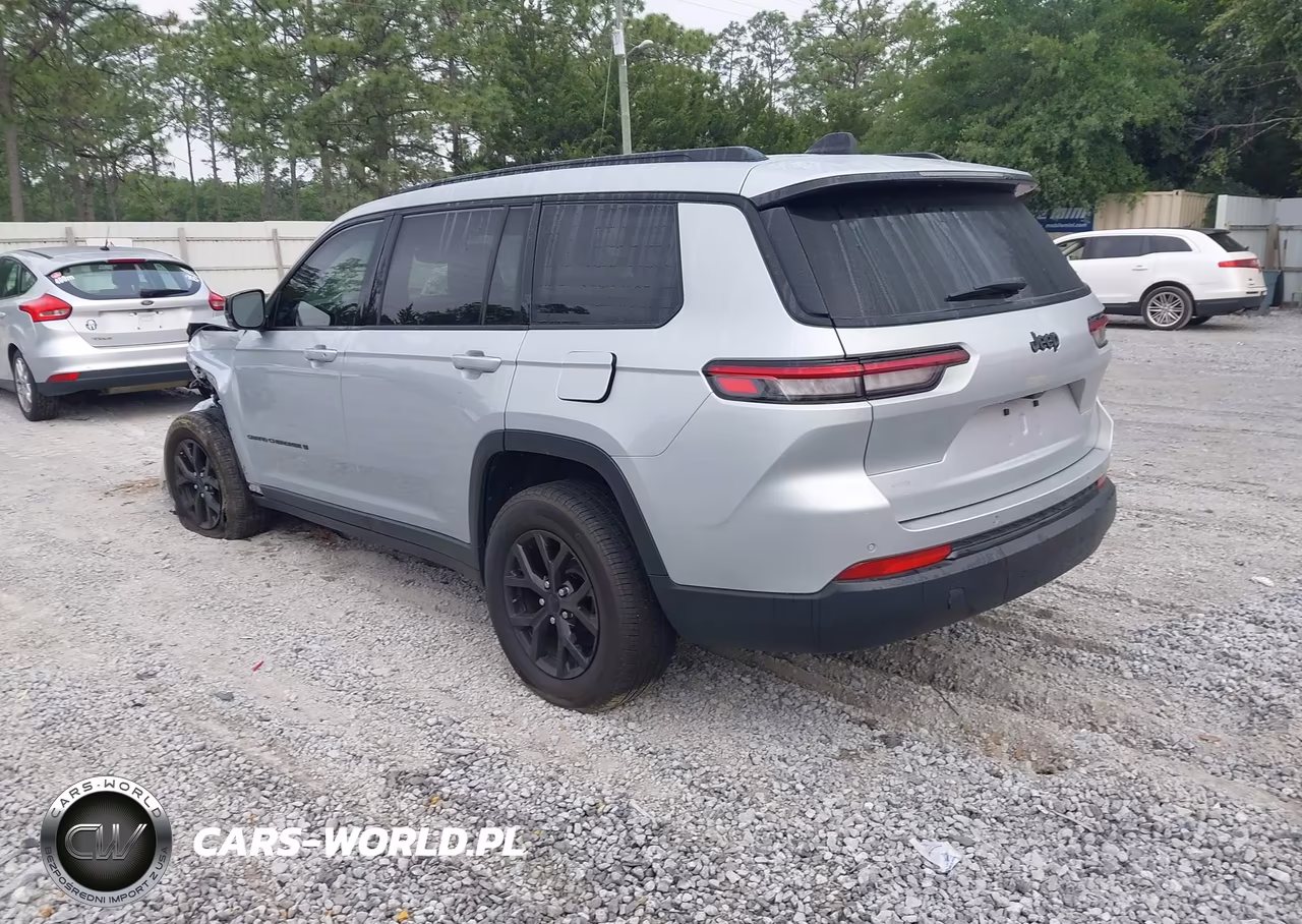 2024 Jeep Grand Cherokee L Altitude 4X2 VIN:1C4RJJAG4R8509156 - 3