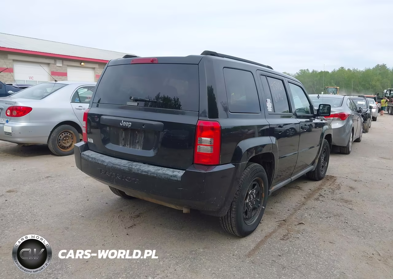 2010 Jeep Patriot Sport VIN:1J4NT1GB5AD625007 - 4