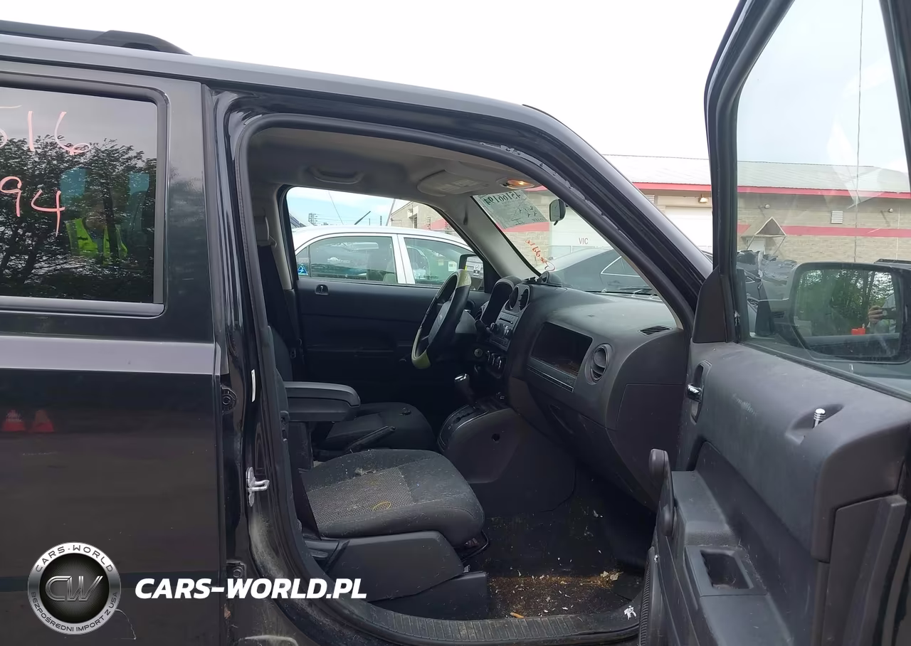 2010 Jeep Patriot Sport VIN:1J4NT1GB5AD625007 - 5